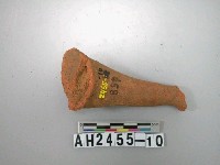 藏品(紅色細砂陶把殘件)的圖片